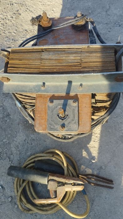 Продам советскую сварку