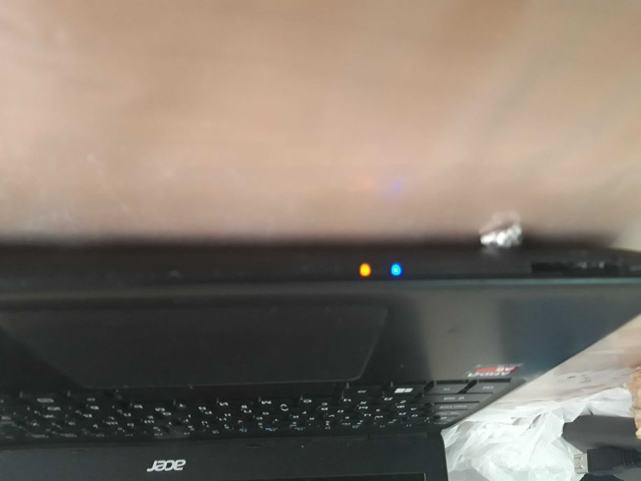 Продам ноутбуки acer на запчасти