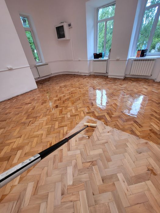 Recondiționez parchet