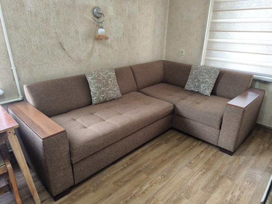 Продаю раскладной диван в Чирчике