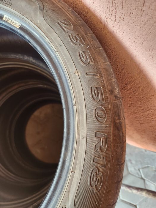Anvelope Vara Sava 235.50.R18,250 lei setul de 4