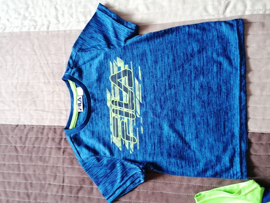 Set Fila pt copii - pantaloni + 2 tricouri