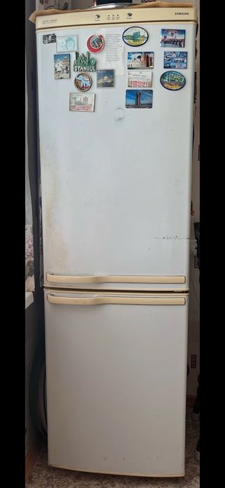 Продам холодильник на запчасти