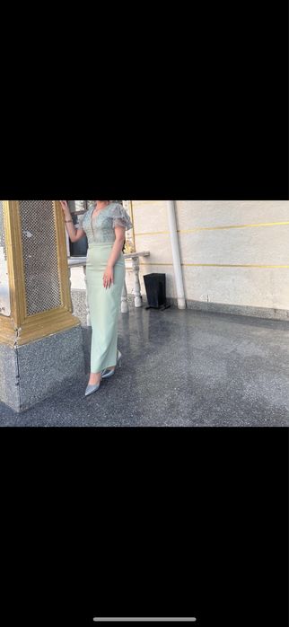 Вечерние платья