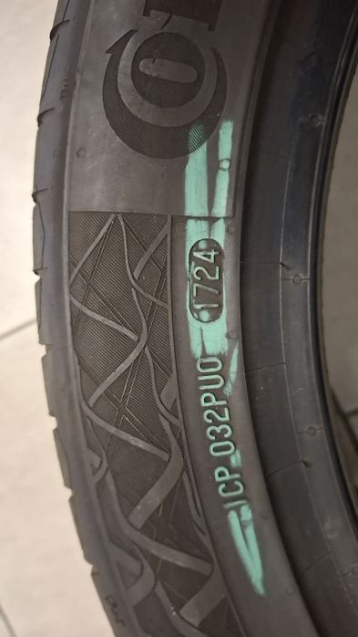 Единична лятна гума Continental PremiumContact7 235 45 18