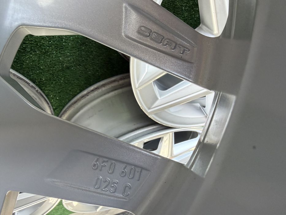 4бр. ОТЛИЧНИ 17” ОРИГИНАЛНИ Джанти 5х100 за -SEAT/SKODA/AUDI/VW/Vag- 7.0Jx17H2, ET51