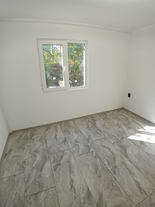 Vindem case din panouri sandwich