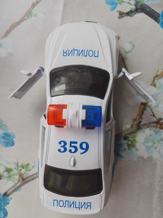 Малки полицейски коли