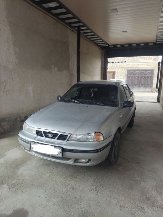 Nexia 1 2001 sotiladi