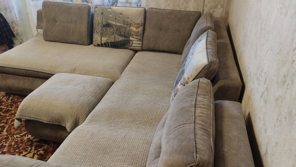 Продам диван в хорошем состоянии