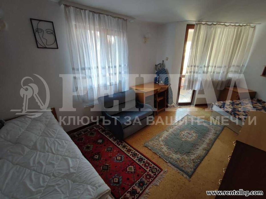 Дава се под наем Тристаен апартамент в Пловдив, Център - 97 кв.м за 561 € - Снимка #7