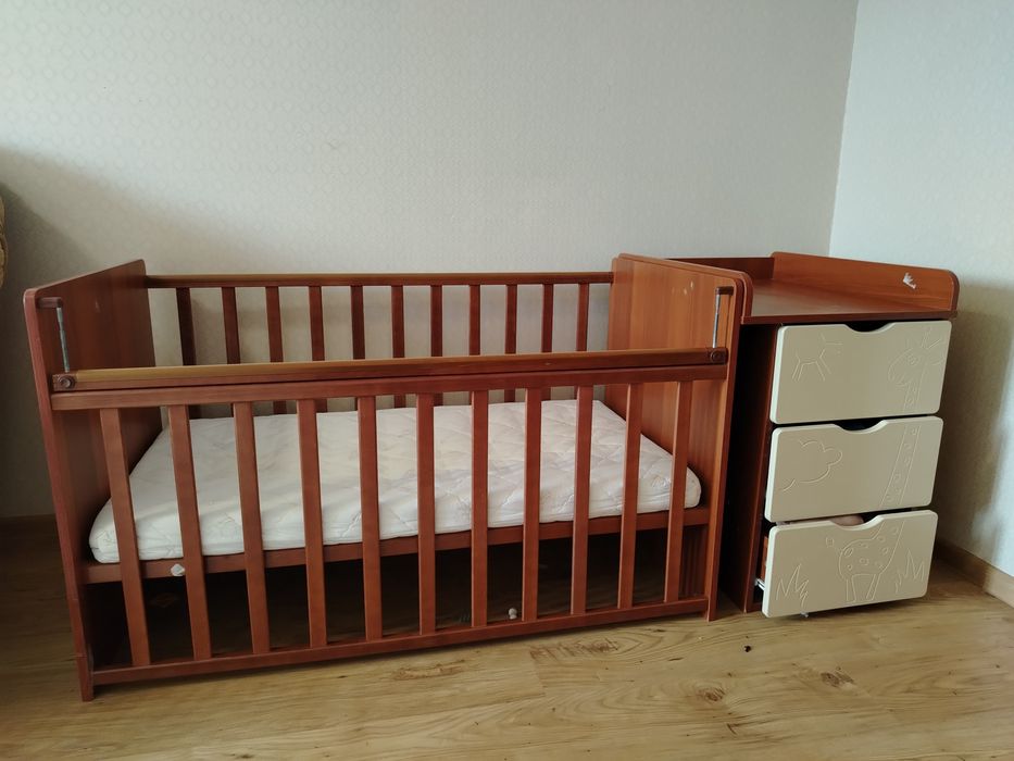 Продам детскую кровать