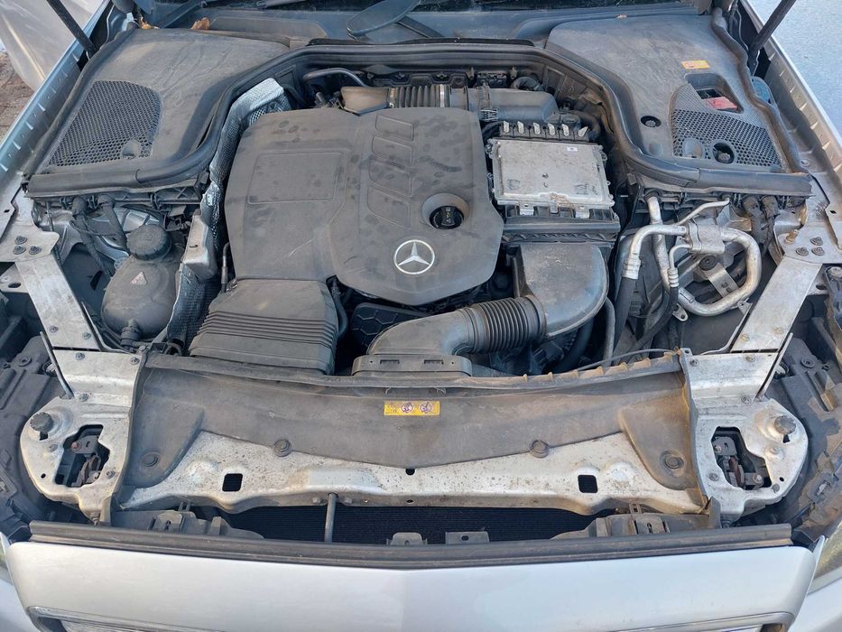 На Части: Mercedes-Benz W213 E220d 194 к.с. 2016 9G-TRONIC