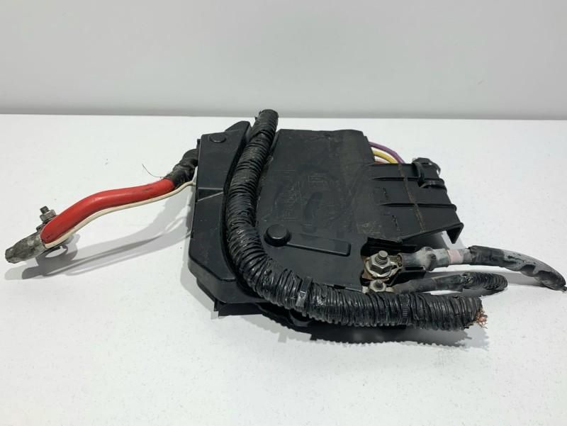 Borna baterie plus / Panou sigurante Ford Focus 3 1.6 tdci T3DB 180231