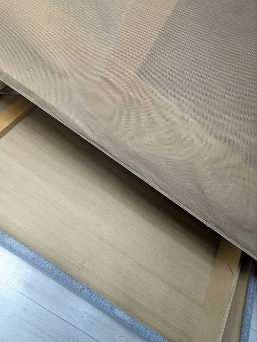 Продам диван в хорошем состоянии