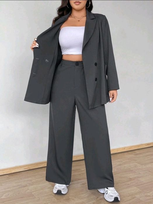 Дамски костюм сив оувърсайз