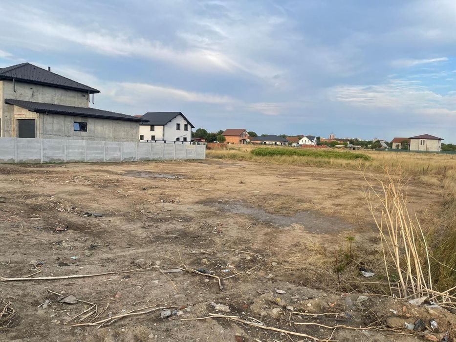 Lot pentru casa individuala /duplex838 mp strada cezar petrescu