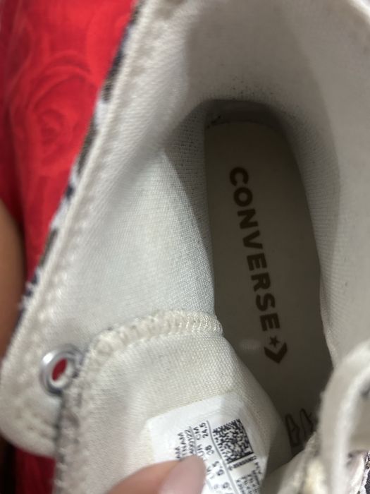 Pantofi sport Converse foarte buni