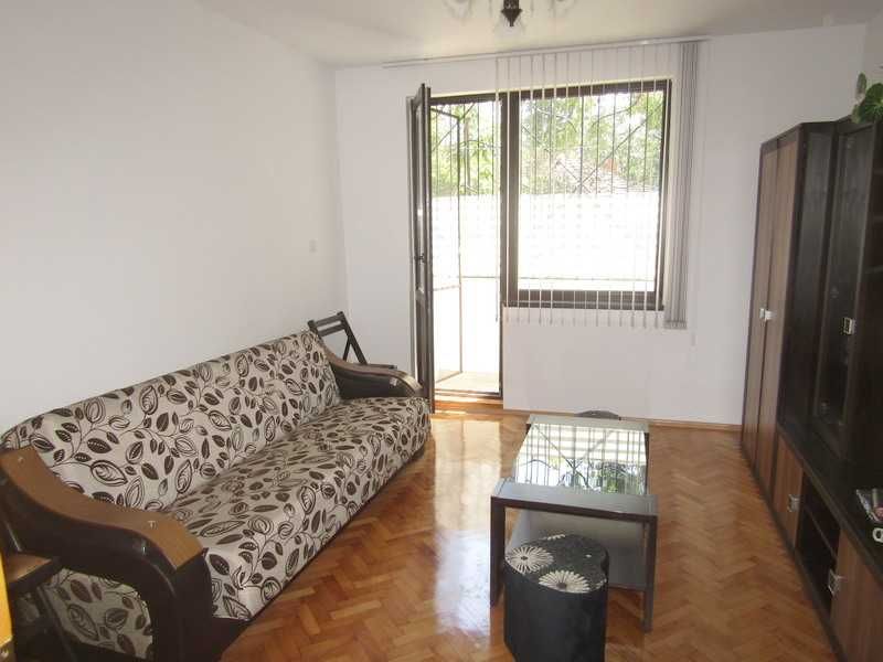 Почистване на имоти преди отдаването им под наем или продажба.