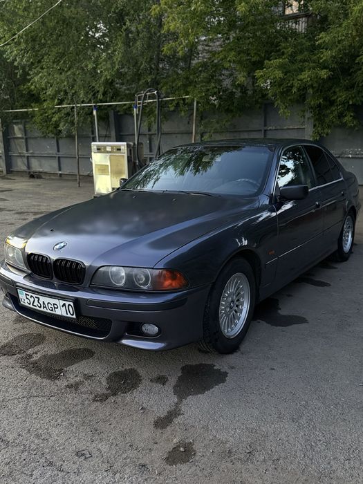 Продам бмв е39..