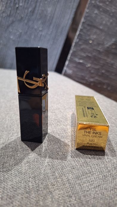 Yves Saint Laurent The Inks Vinyl Cream - Ruj de buze stralucitor