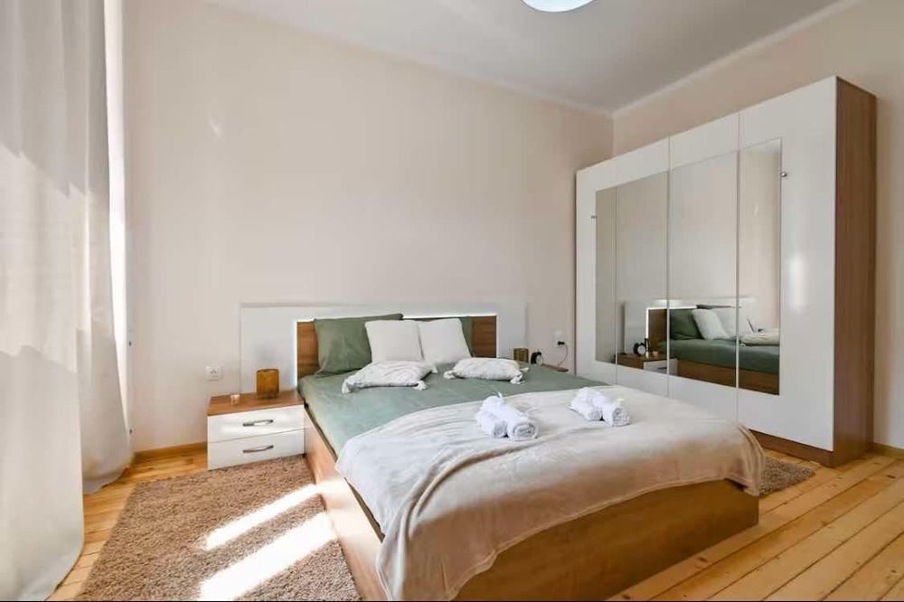 Дава се под наем Двустаен апартамент в София, Център - 52 кв.м за 650 € - Снимка #4