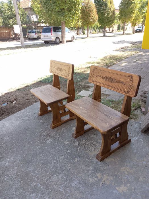 Маса и пейки за барбекю,навес,градина