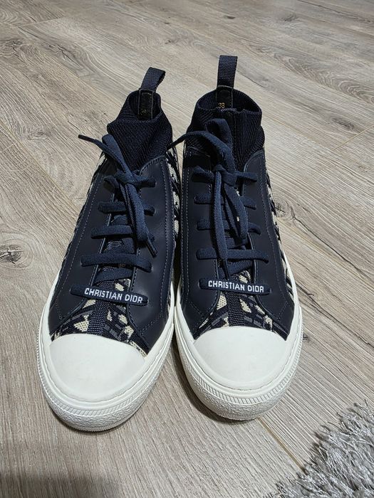 Tenesi, Sneakersi Christian Dior nr 38, dar se potrivesc pt max 37,5 c