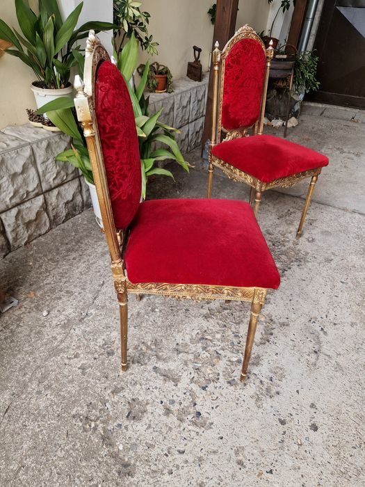 Чифт страхотни антикварни столове