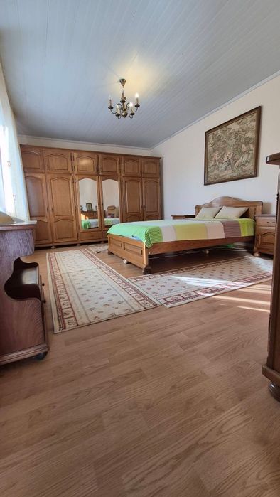 Super preț 125.000 euro. Vila in Onesti.