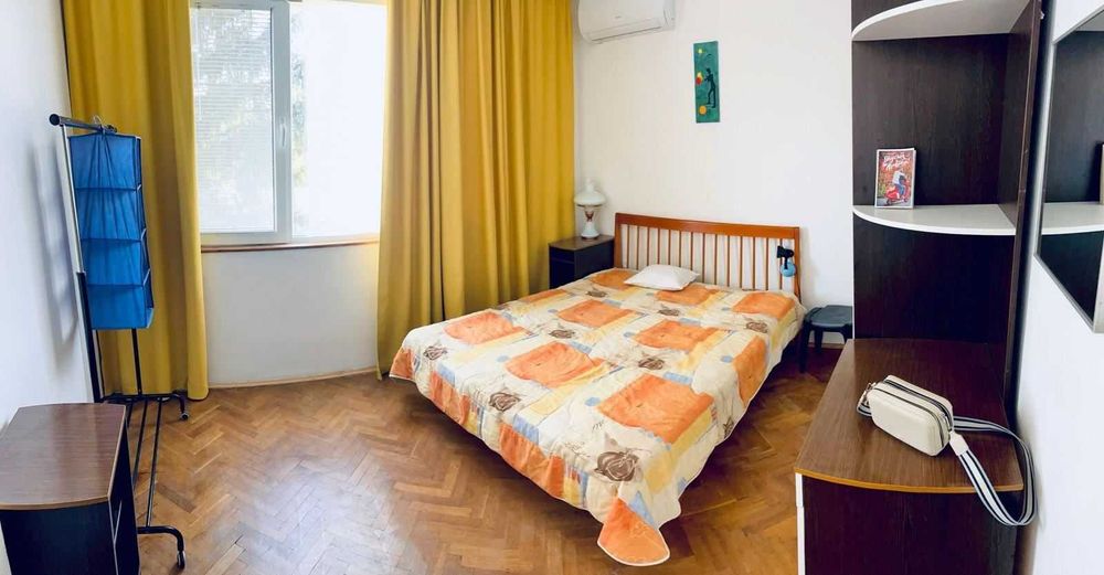 Дава се под наем Четиристаен апартамент в Пловдив, Южен - 120 кв.м за 600 € - Снимка #1