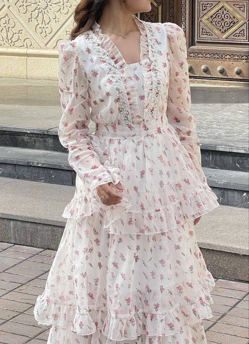 Платье вечернее