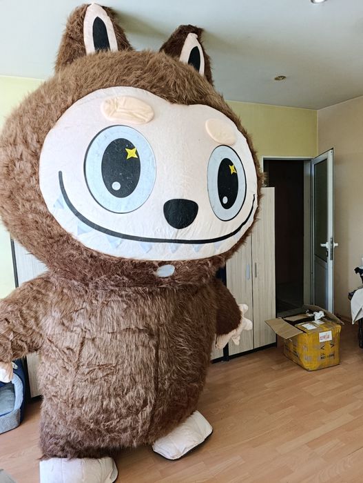 Костюм чисто нов