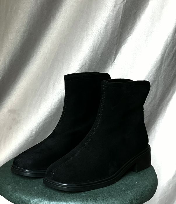 Стильные и удобные женские полусапожки