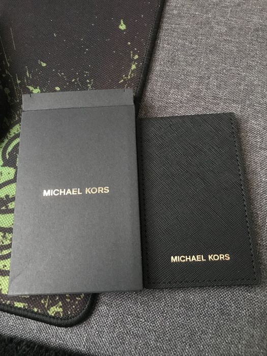 Джобно огледало Michael Kors
