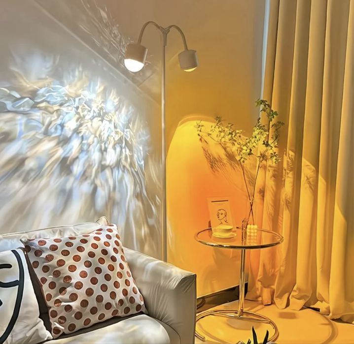 Напольный светильник