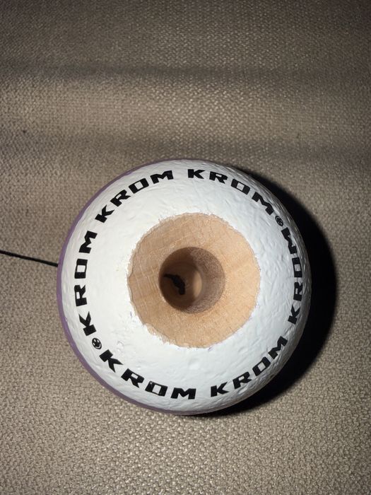 Kendama Krom pop violet