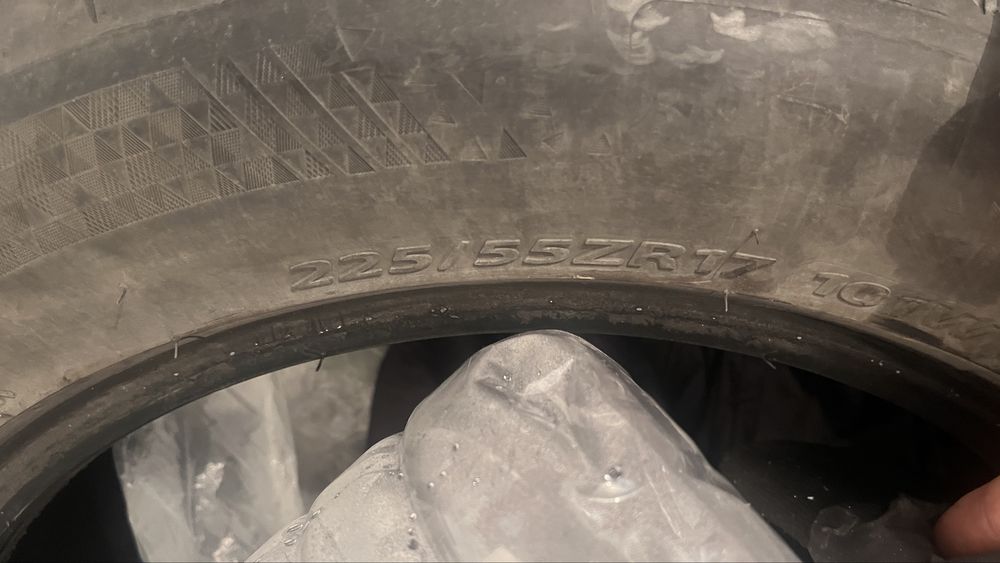 Шины летные 1 штук р17