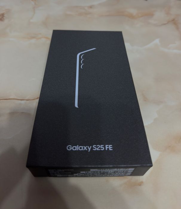 Samsung Galaxy S25 FE