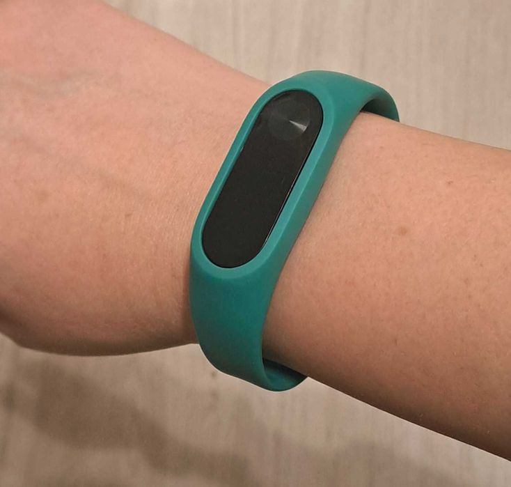Фитнес гривна xiaomi mi band 2