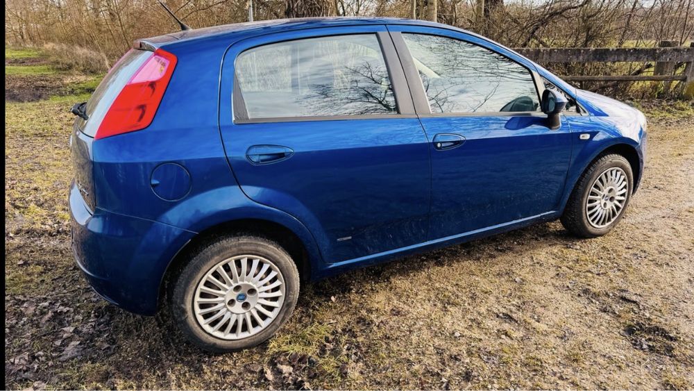 Продава се само на части Fiat Grande Punto 1.4