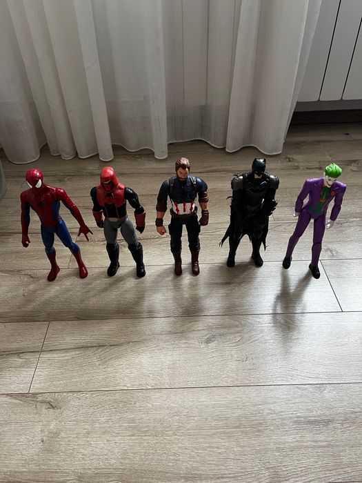 Figurine supereroi