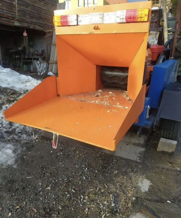 Дробилка бензиноя