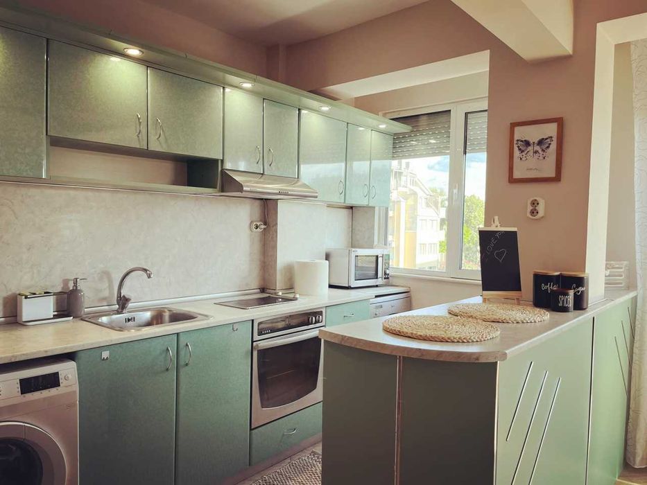 Продава се Тристаен апартамент в Пловдив, Каменица 1 - 84 кв.м за 1117 €/кв.м - Снимка #3