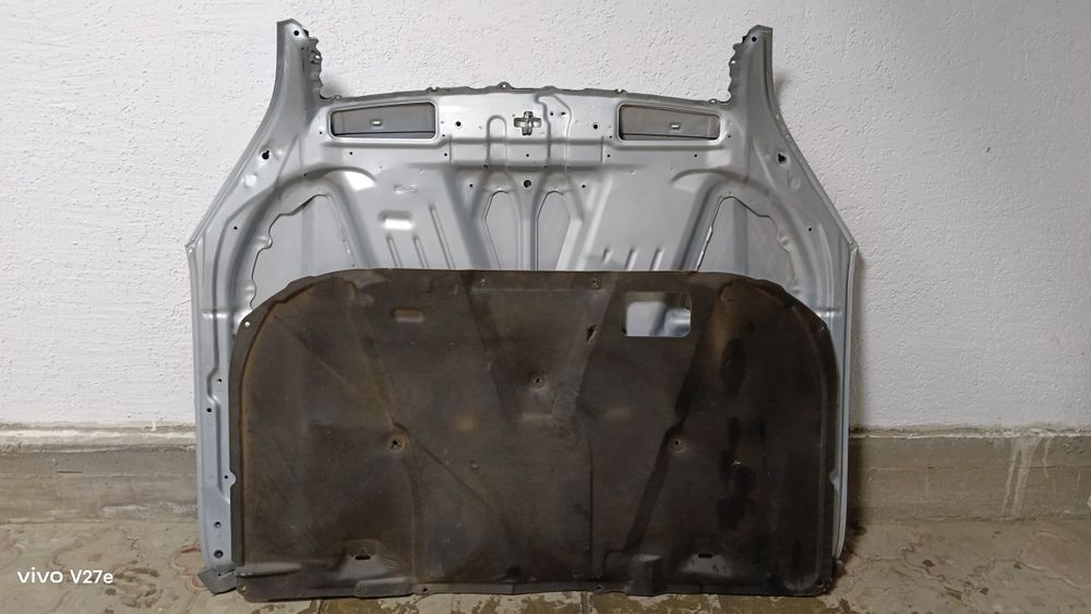 Капот Тойота прада 120