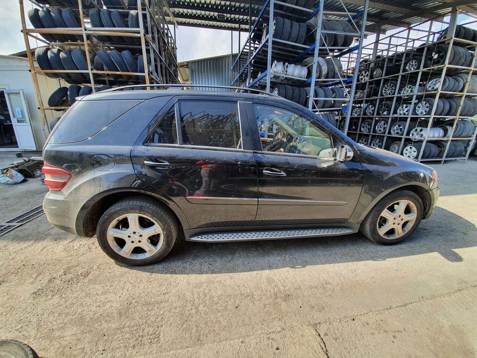 Dezmembrari  Mercedes-Benz ML / M-CLASS (W164)  2005  > 0000 ML 320 C