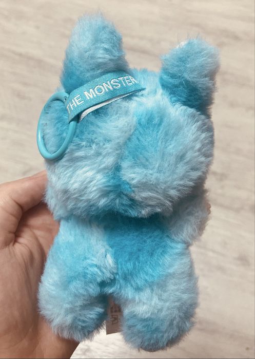 продам новую игрушку лабубу