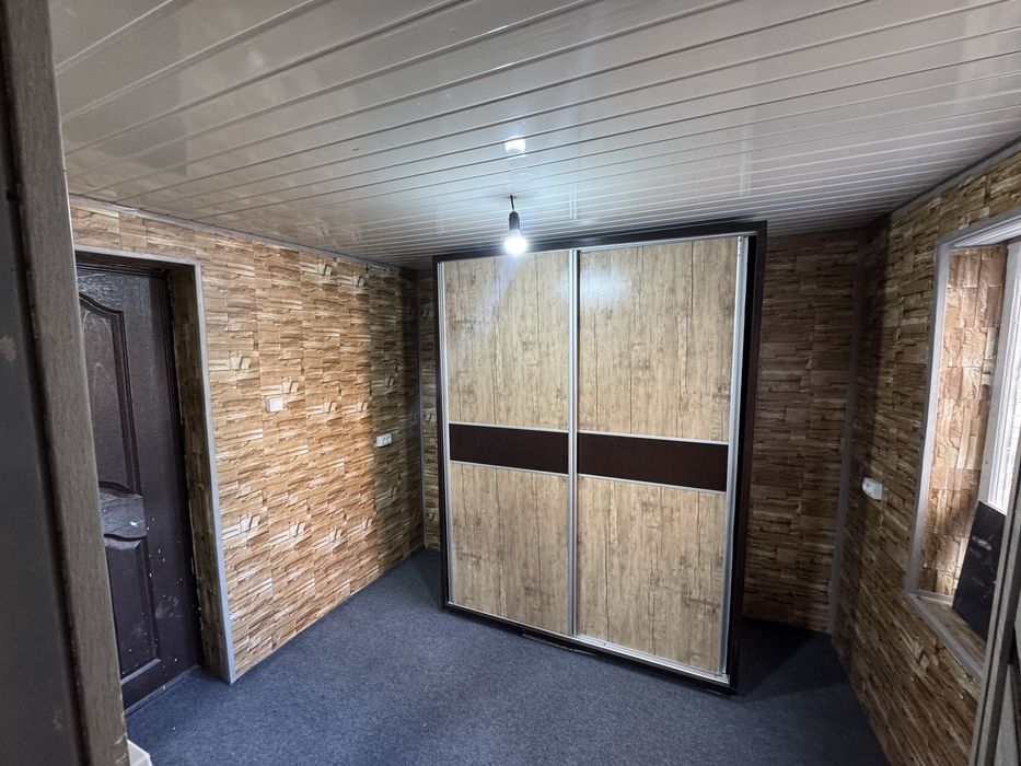 Продаю 2-КОМ квартиру Спутник-9