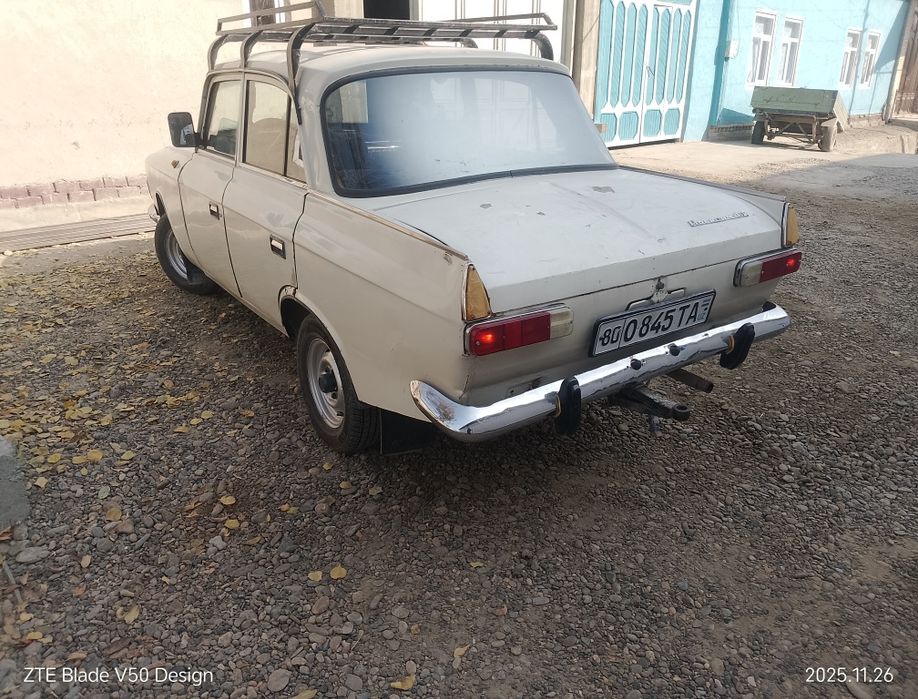 Москвич 412 сотилади