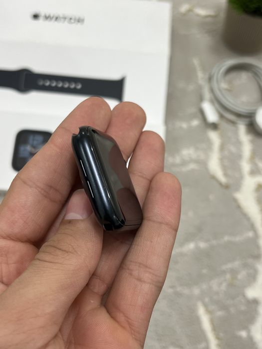 Apple Watch SE 2 44mm Black — 95% АКБ